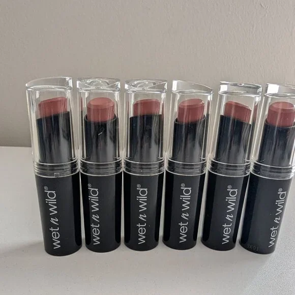 Wet n Wild MegaLast Lip Color Longwearing 983B Never Nude 0.11 oz Lot of 6 New - Picture 4 of 7